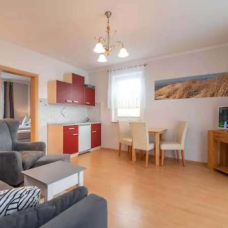 Ahlbeck, Haus Walfisch - App 1,3,4 *