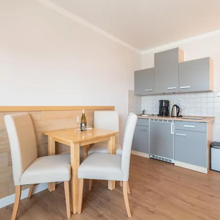 Ahlbeck, Haus Walfisch - App 1,3,4 Appartement