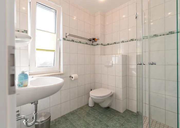 Apartment Ahlbeck, Haus Walfisch - App 1,3,4 Ostseebad Heringsdorf