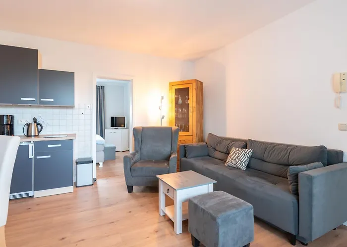 Apartment Ahlbeck, Haus Walfisch - App 1,3,4 *